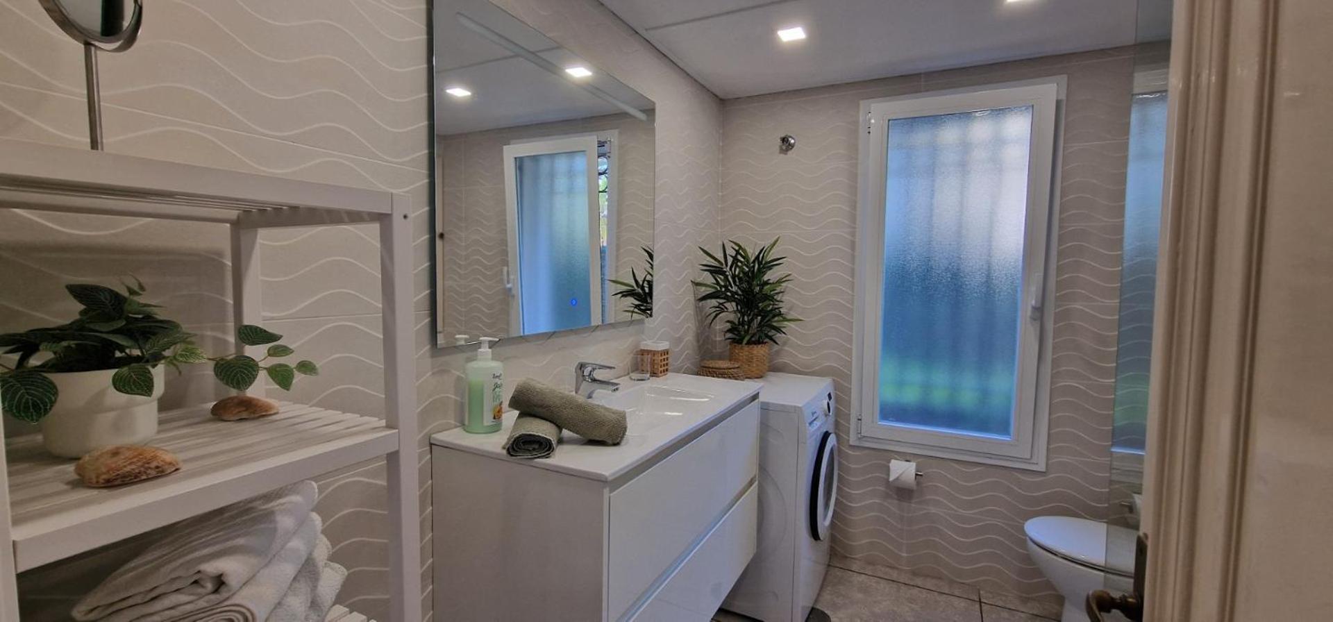 Luxe Studio Met Ruim Terras, Vlak Aan Zee! Sitio de Calahonda Ngoại thất bức ảnh